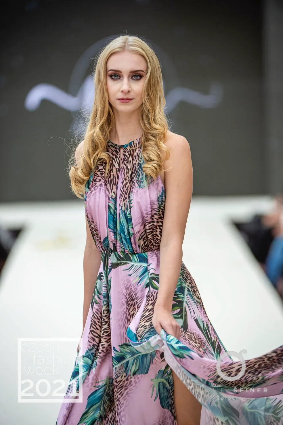 Czech Fashion Week · Teplice, 2021. Momenty přehlídky.