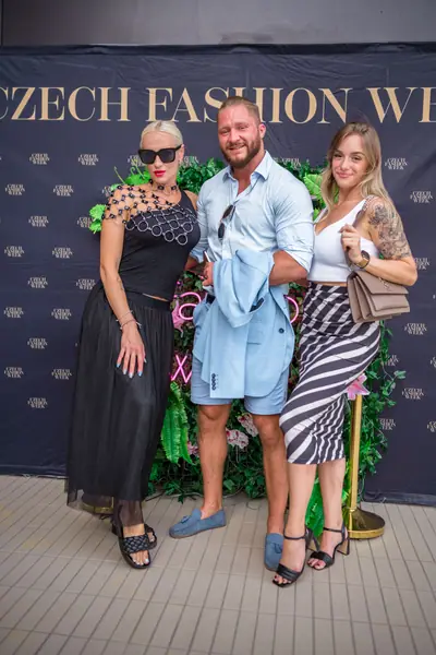 Czech Fashion Week · Karlovy Vary, 2023. Zákulisí a setkání.
