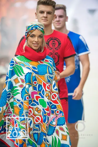 Czech Fashion Week · Teplice, 2021. Momenty přehlídky.