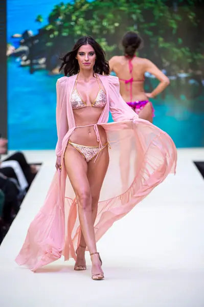 Czech Fashion Week · Teplice, 2022. Fashion Island.