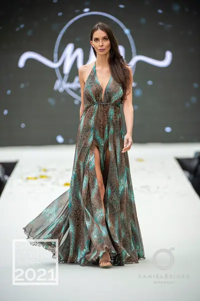 Czech Fashion Week · Teplice, 2021. Momenty přehlídky.