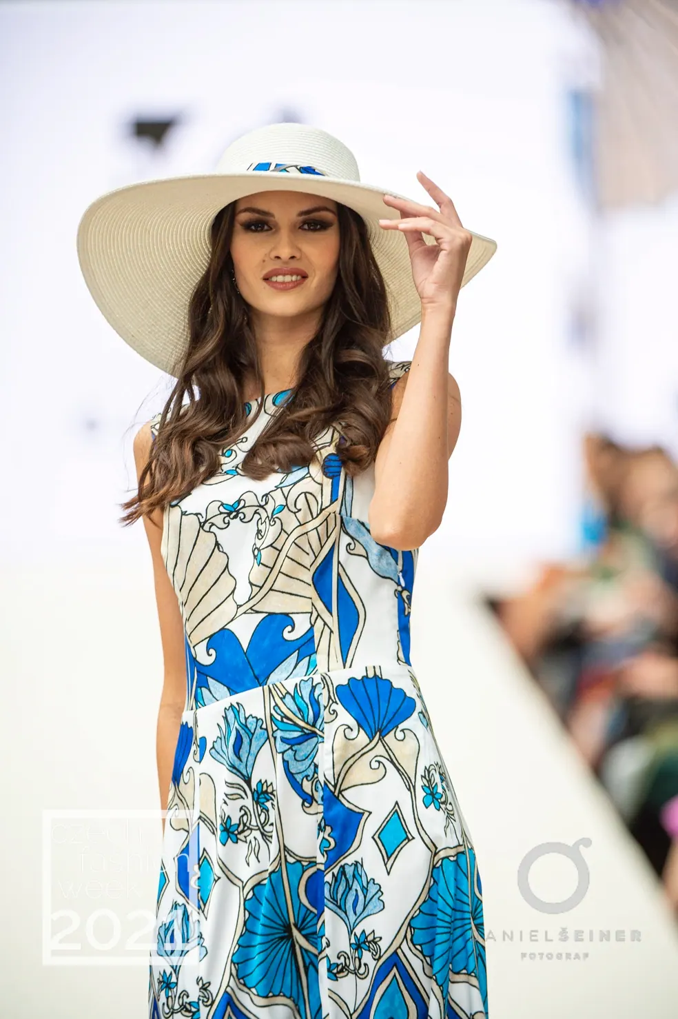 Czech Fashion Week · Teplice, 2021. Momenty přehlídky.