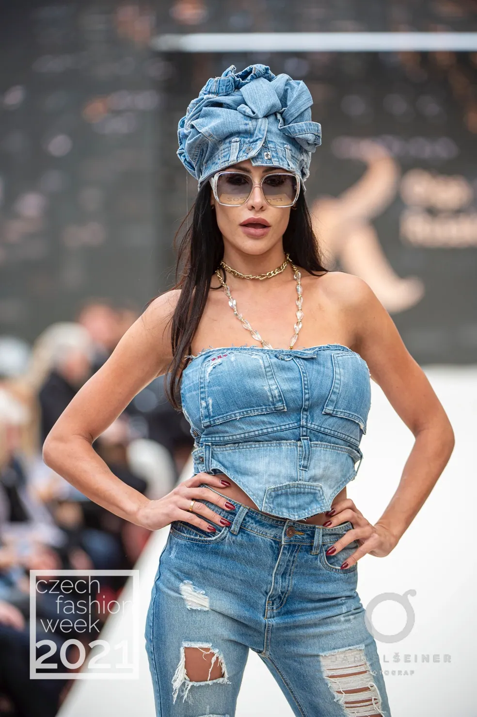 Czech Fashion Week · Teplice, 2021. Momenty přehlídky.