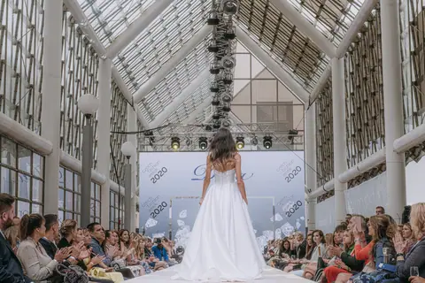 Czech Fashion Week · Teplice, 2020. Momenty přehlídky.