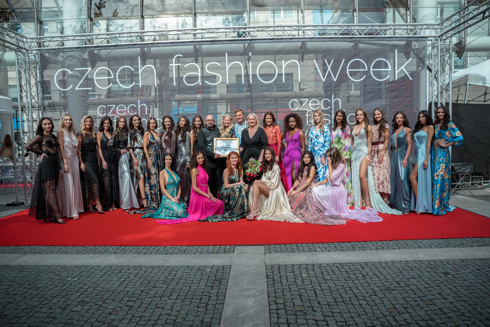 Czech Fashion Week · Teplice, 2022. Momenty přehlídky.